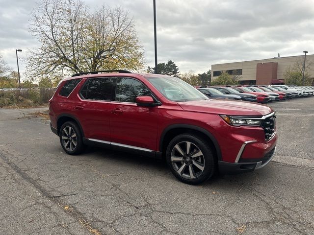 2025 Honda Pilot Touring