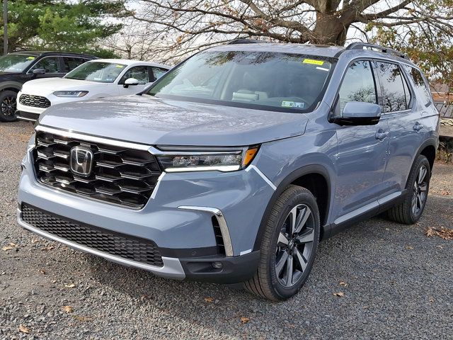 2025 Honda Pilot Touring