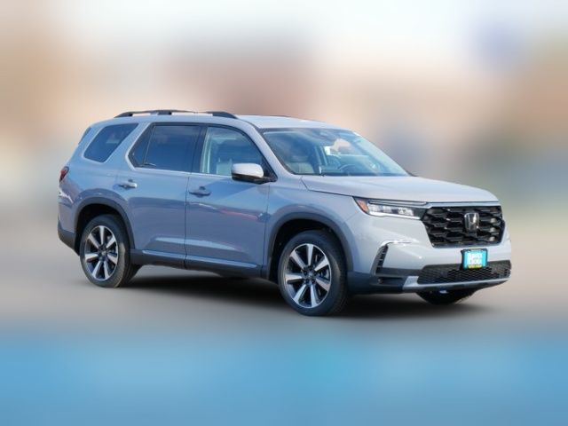 2025 Honda Pilot Touring