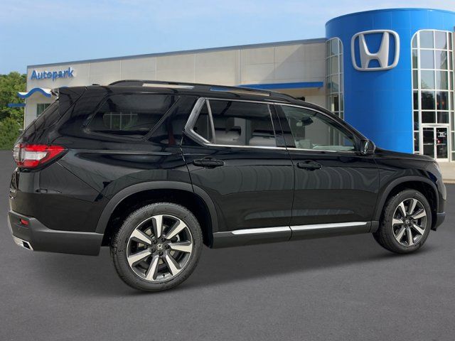 2025 Honda Pilot Touring