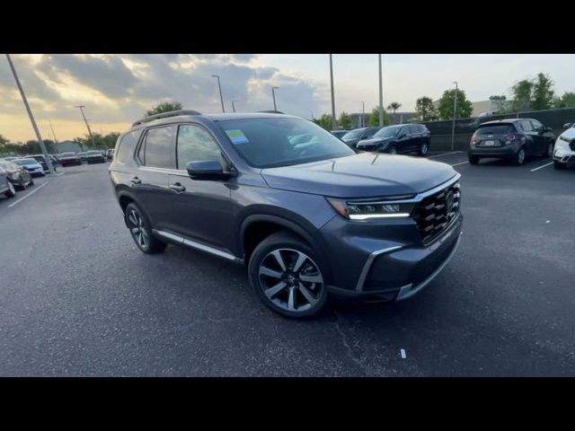 2025 Honda Pilot Touring