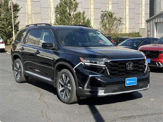 2025 Honda Pilot Touring