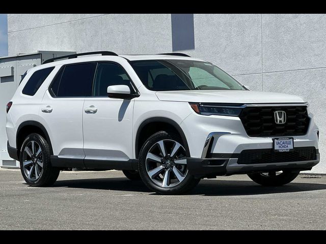 2025 Honda Pilot Touring