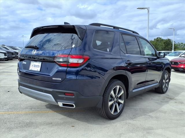 2025 Honda Pilot Touring