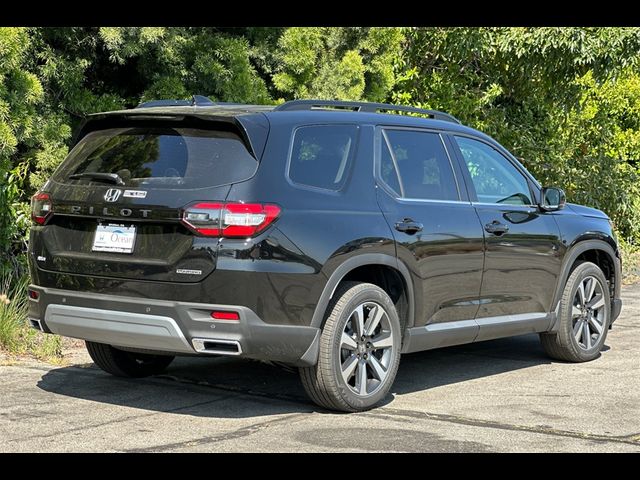 2025 Honda Pilot Touring