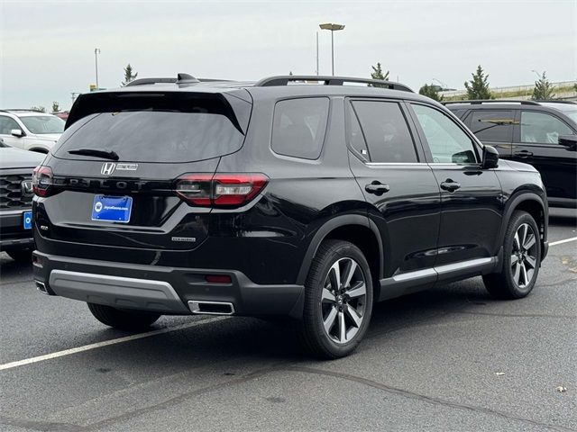 2025 Honda Pilot Touring