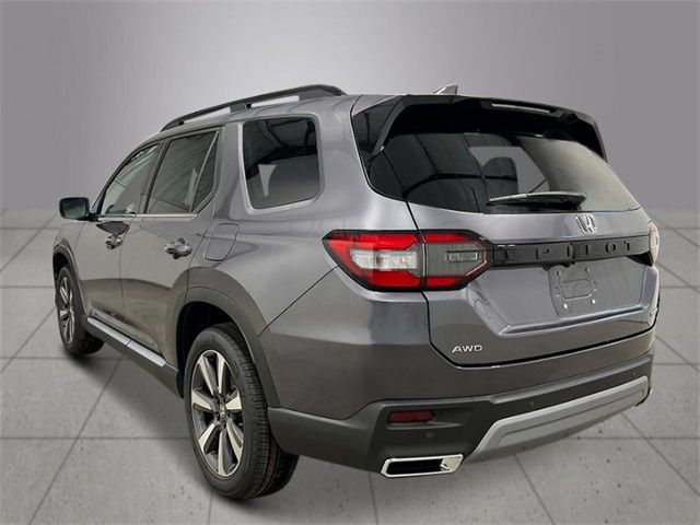 2025 Honda Pilot Touring