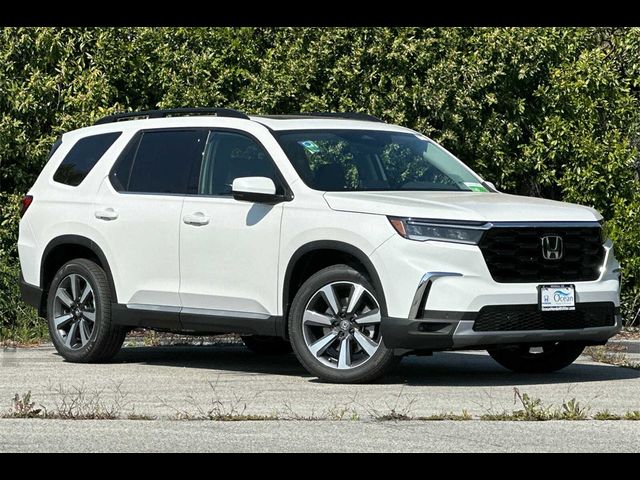 2025 Honda Pilot Touring