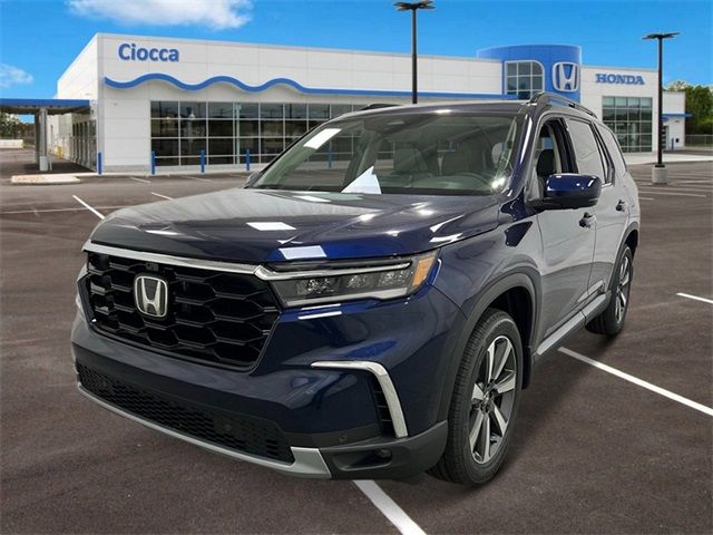 2025 Honda Pilot Touring