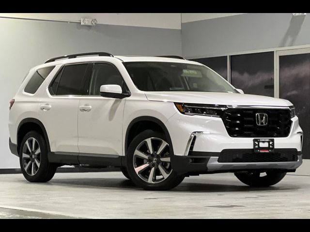 2025 Honda Pilot Touring