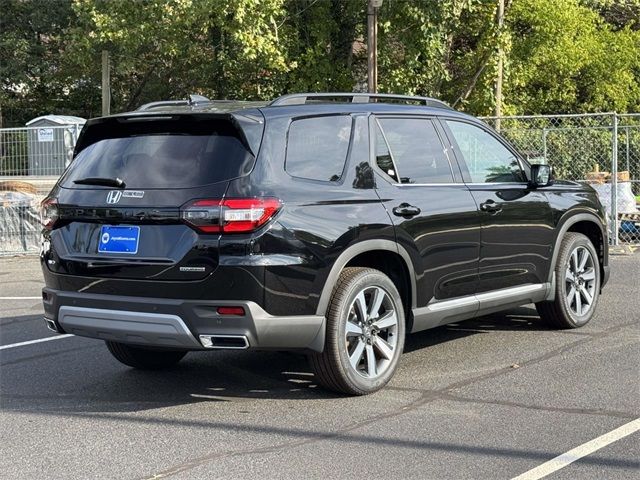 2025 Honda Pilot Touring