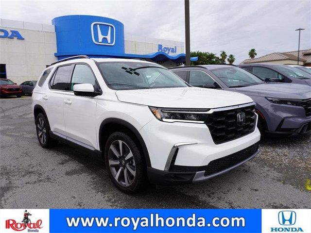 2025 Honda Pilot Touring