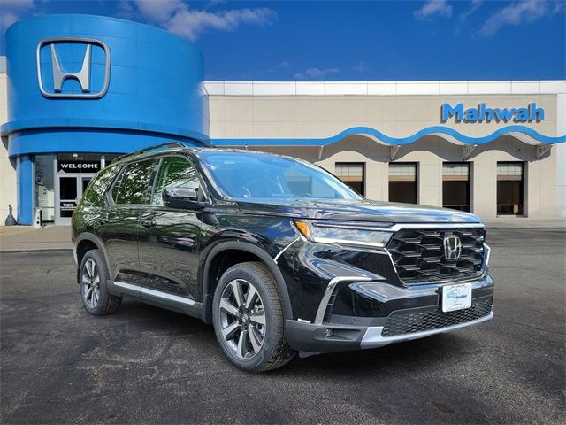 2025 Honda Pilot Touring