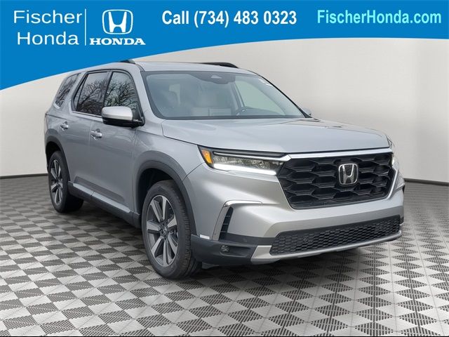 2025 Honda Pilot Touring