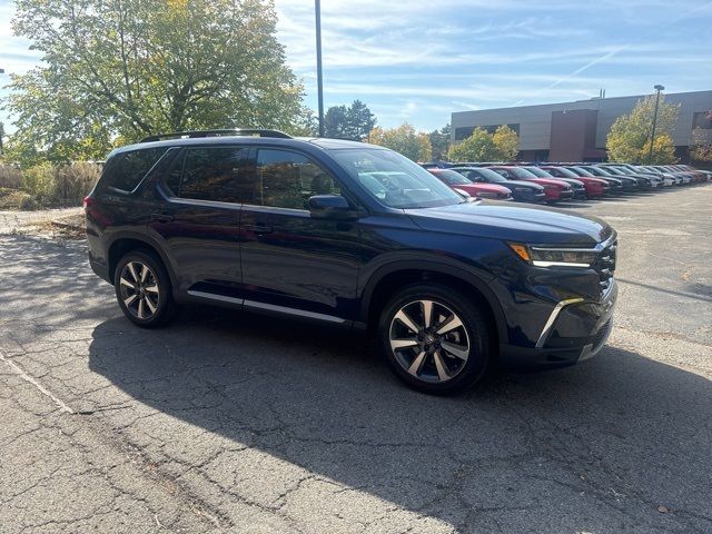 2025 Honda Pilot Touring