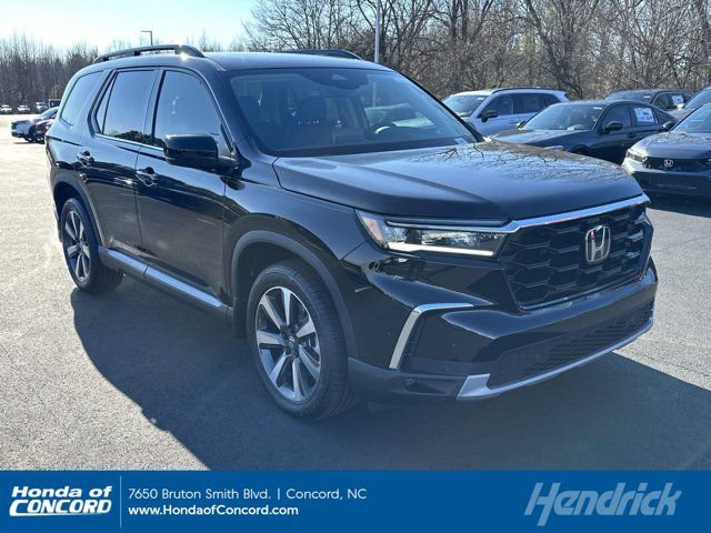 2025 Honda Pilot Touring