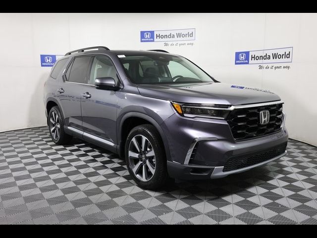 2025 Honda Pilot Touring