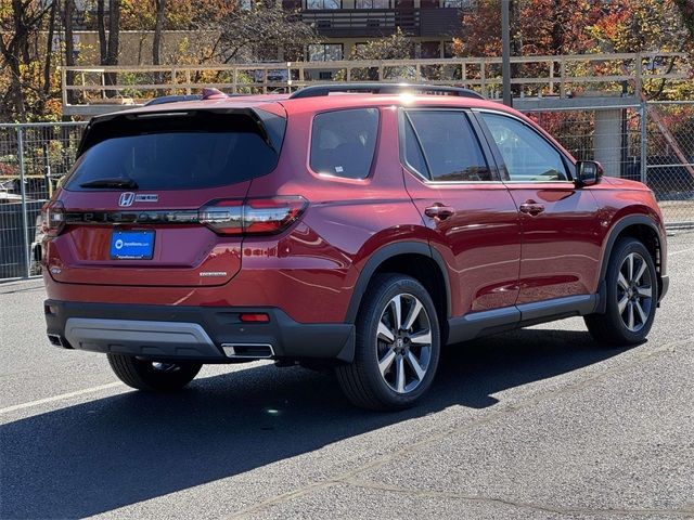 2025 Honda Pilot Touring