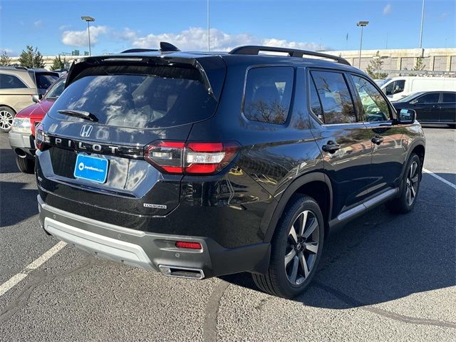 2025 Honda Pilot Touring