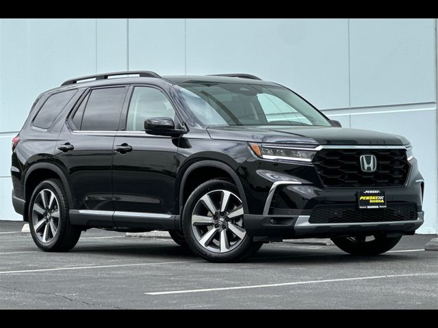 2025 Honda Pilot Touring