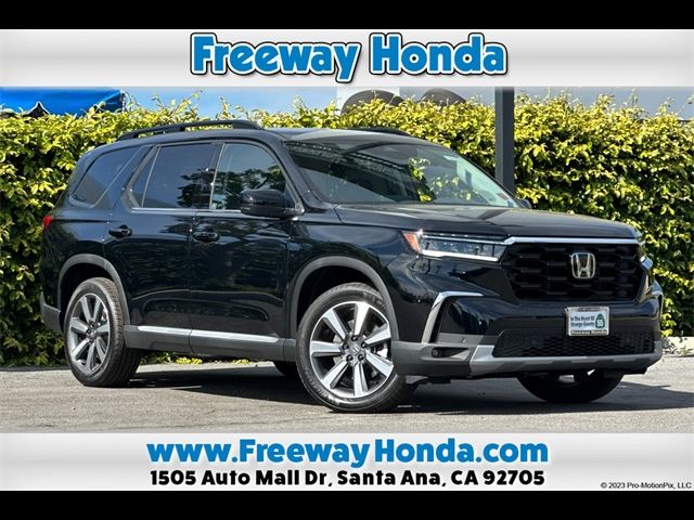 2025 Honda Pilot Touring