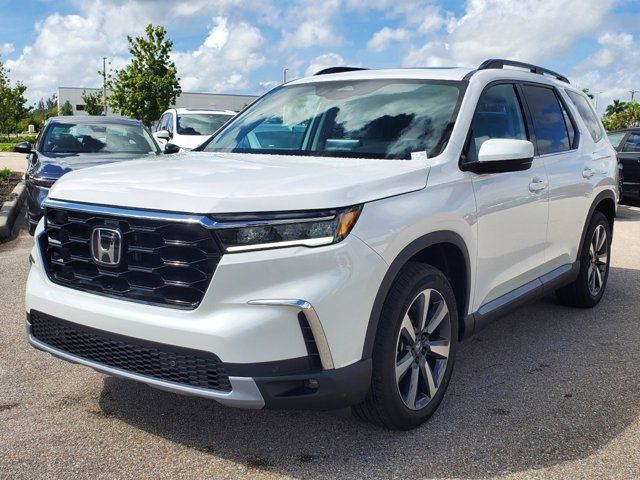 2025 Honda Pilot Touring