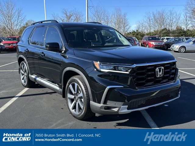 2025 Honda Pilot Touring