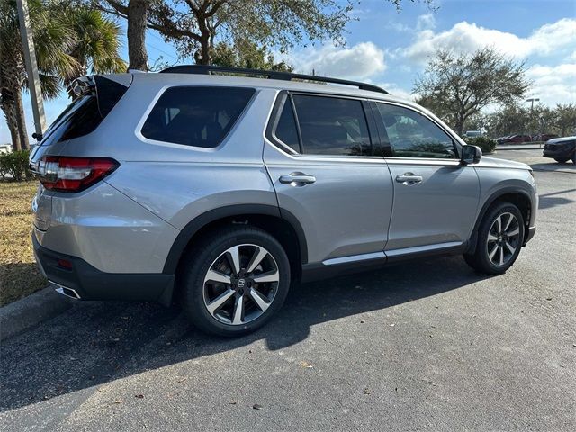 2025 Honda Pilot Touring