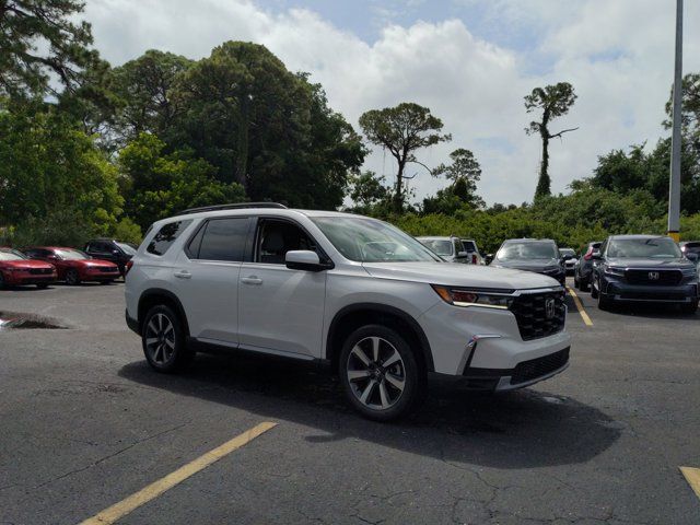 2025 Honda Pilot Touring