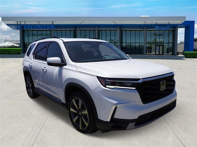 2025 Honda Pilot Touring