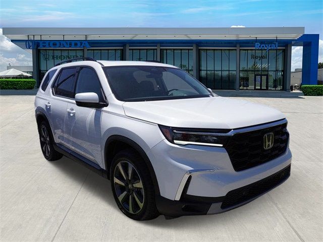 2025 Honda Pilot Touring