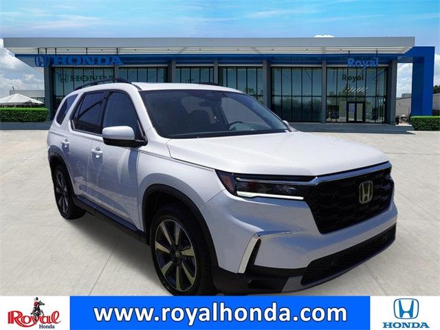 2025 Honda Pilot Touring