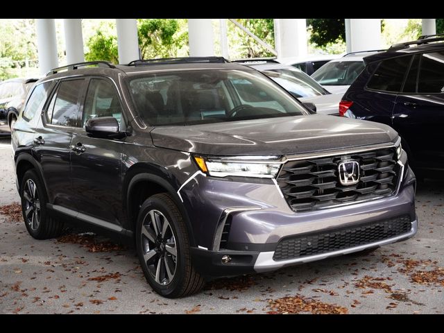 2025 Honda Pilot Touring