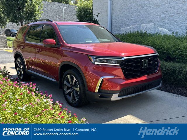 2025 Honda Pilot Touring