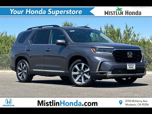 2025 Honda Pilot Touring