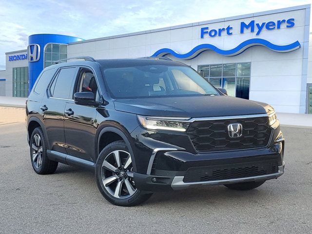 2025 Honda Pilot Touring