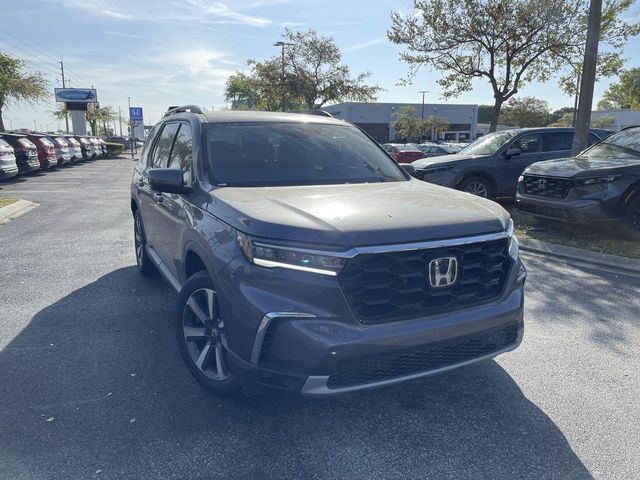 2025 Honda Pilot Touring