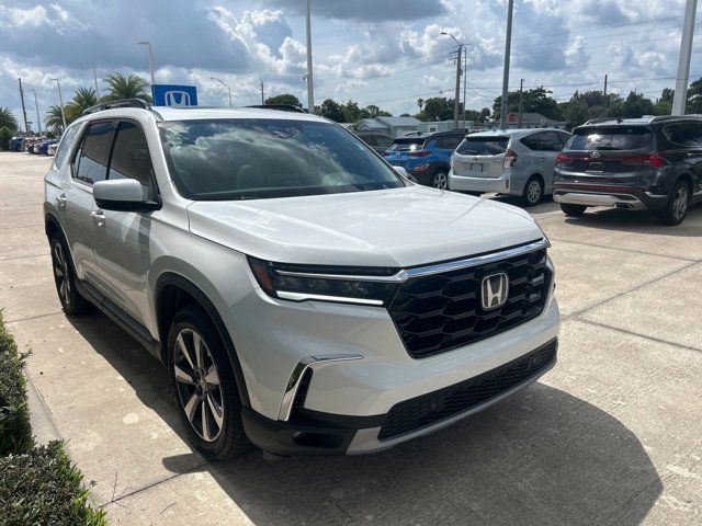 2025 Honda Pilot Touring