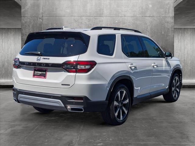 2025 Honda Pilot Touring