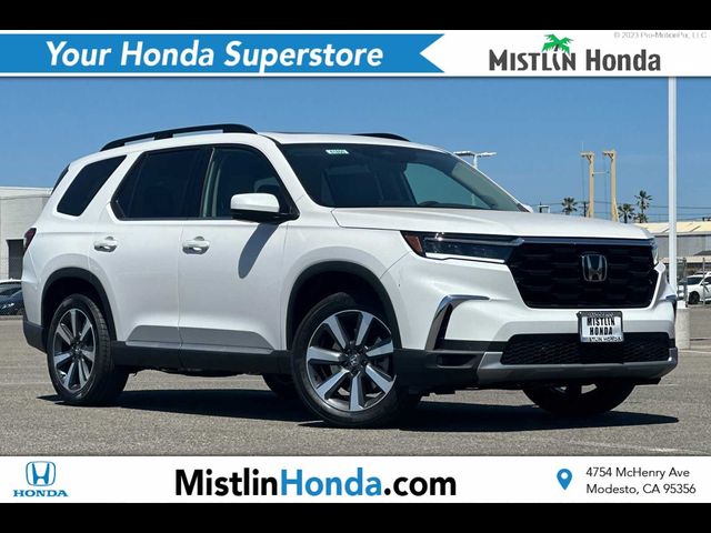 2025 Honda Pilot Touring