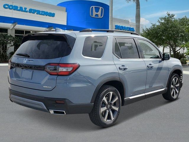 2025 Honda Pilot Touring