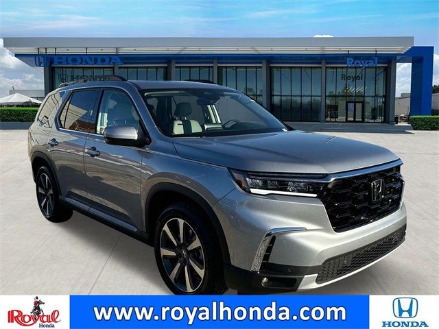 2025 Honda Pilot Touring