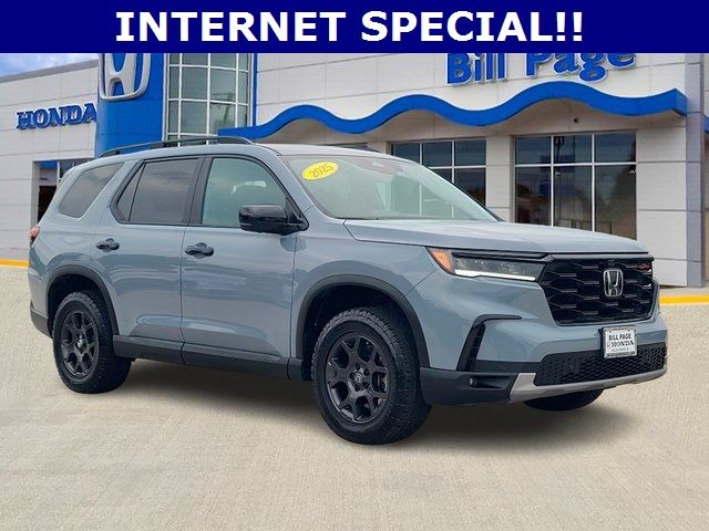2025 Honda Pilot TrailSport