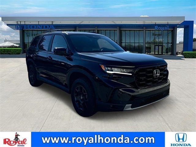 2025 Honda Pilot TrailSport