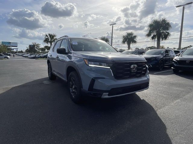 2025 Honda Pilot TrailSport