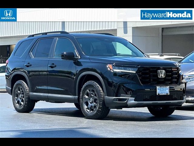 2025 Honda Pilot TrailSport