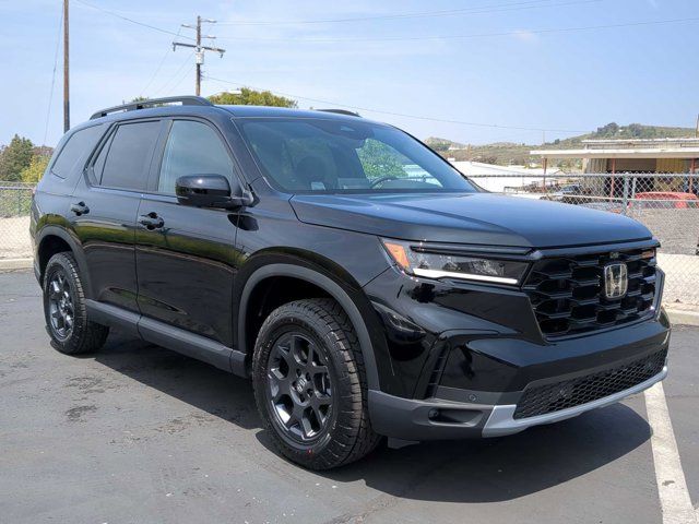 2025 Honda Pilot TrailSport