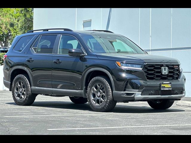 2025 Honda Pilot TrailSport