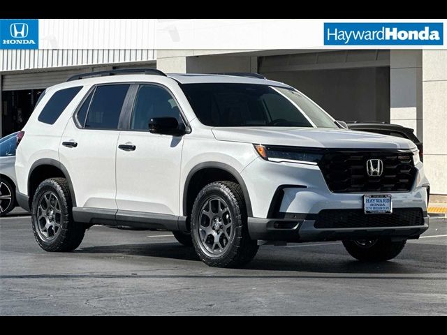 2025 Honda Pilot TrailSport