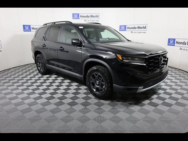 2025 Honda Pilot TrailSport